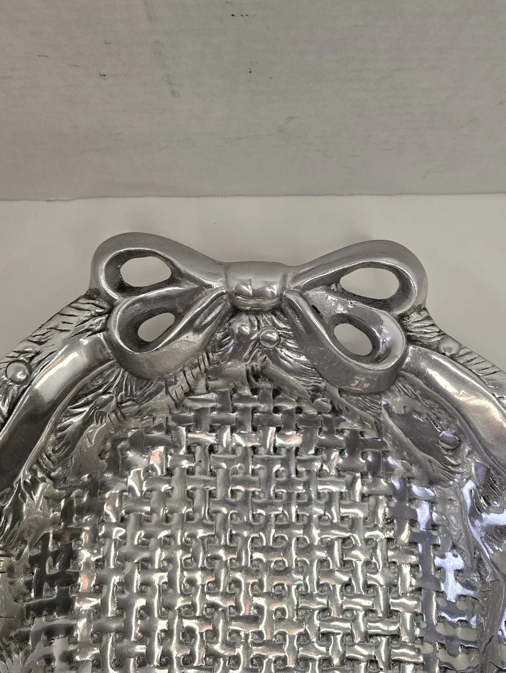 Cast Aluminum Embossed Holly Vine, Basket Weave, Bows Serving Tray Platter Bowl